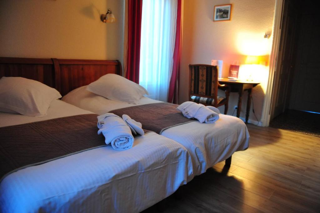 Logis Auberge Restaurant Du Vigneron Cucugnan Quarto foto