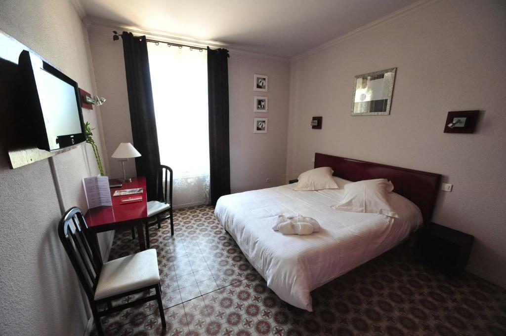 Logis Auberge Restaurant Du Vigneron Cucugnan Quarto foto